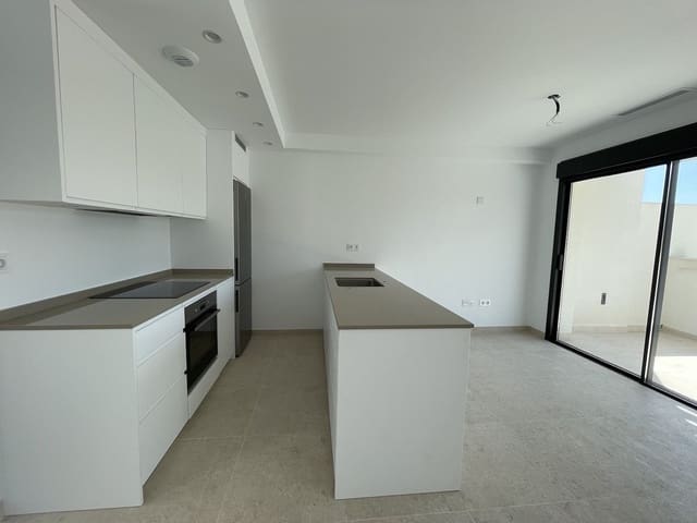 Casa de 3 habitaciones en Torrox-Costa, Torrox en venta con piscina garaje - 565.000 € (Ref: 8249994)