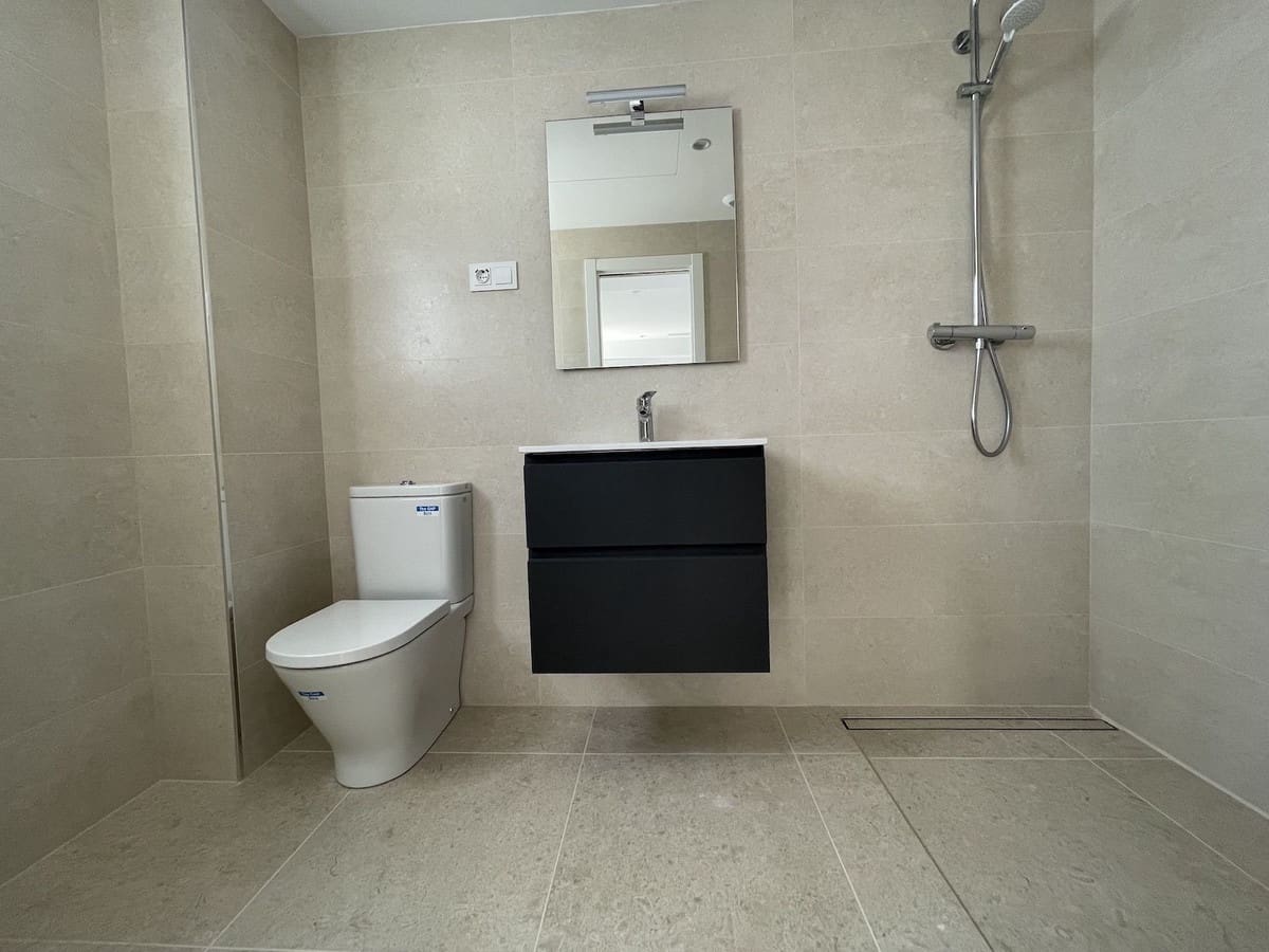 3 soveværelse Byhus til salg i Torrox-Costa med swimmingpool garage - € 565.000 (Ref: 8249994)