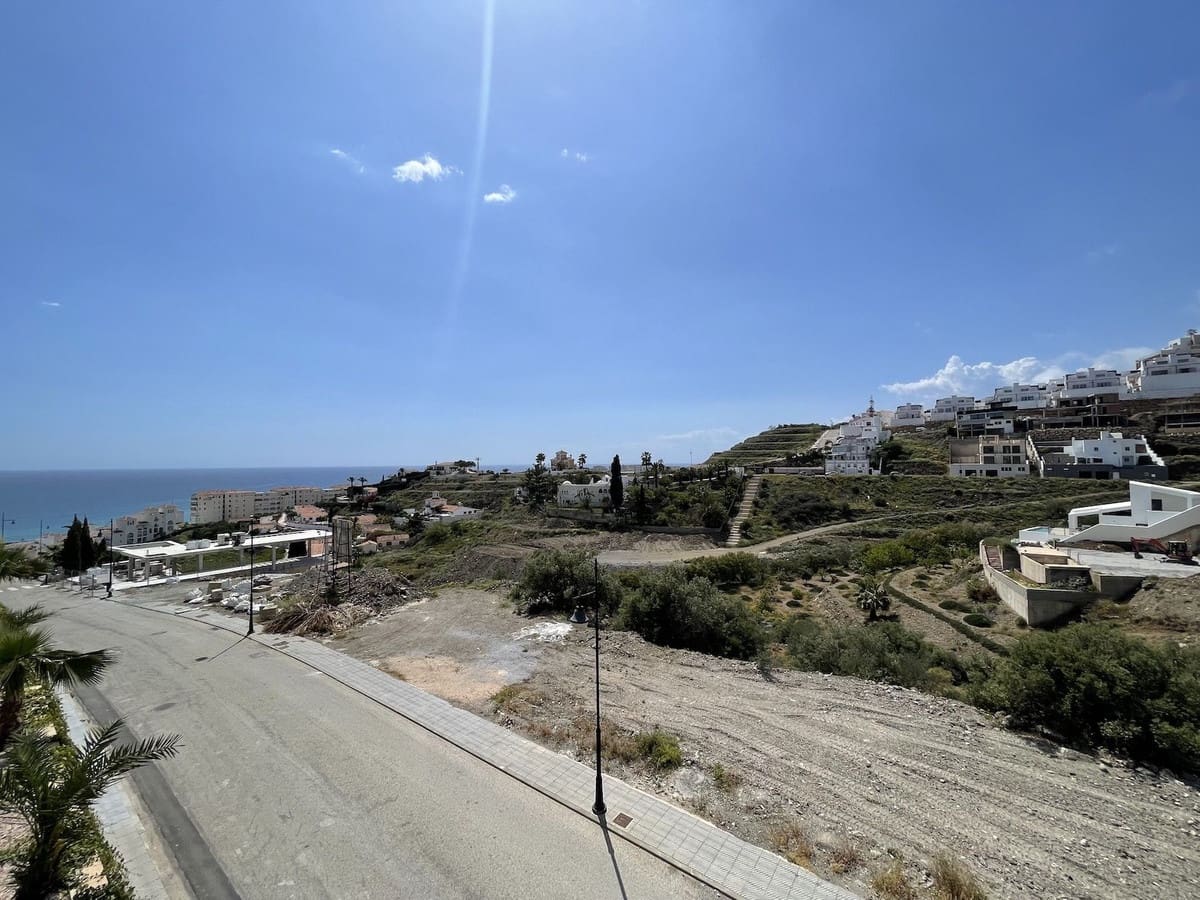3 soveværelse Byhus til salg i Torrox-Costa med swimmingpool garage - € 565.000 (Ref: 8249994)