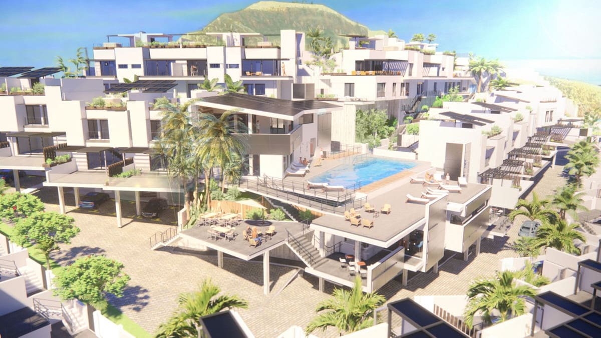 3 soveværelse Byhus til salg i Torrox-Costa med swimmingpool garage - € 565.000 (Ref: 8249994)