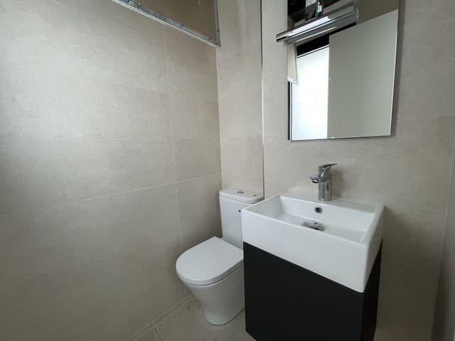 3 soverom Hus til salgs i Torrox-Costa, Torrox med svømmebasseng garasje - € 565 000 (Ref: 8249994)