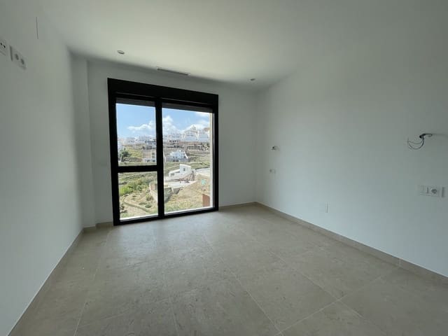 3 soveværelse Byhus til salg i Torrox-Costa, Torrox med swimmingpool garage - € 565.000 (Ref: 8249994)