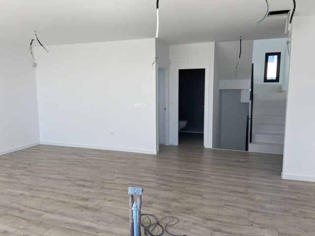 3 makuuhuone Paritalo myytävänä paikassa Torre del Mar, Vélez-Málaga mukana uima-altaan 
autotalli - 549 900 € (Ref: 8333109)