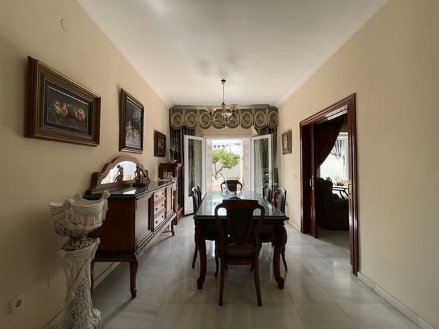 4 sypialnia Dom na sprzedaż w Nerja - 2 095 000 € (Ref: 8458999)