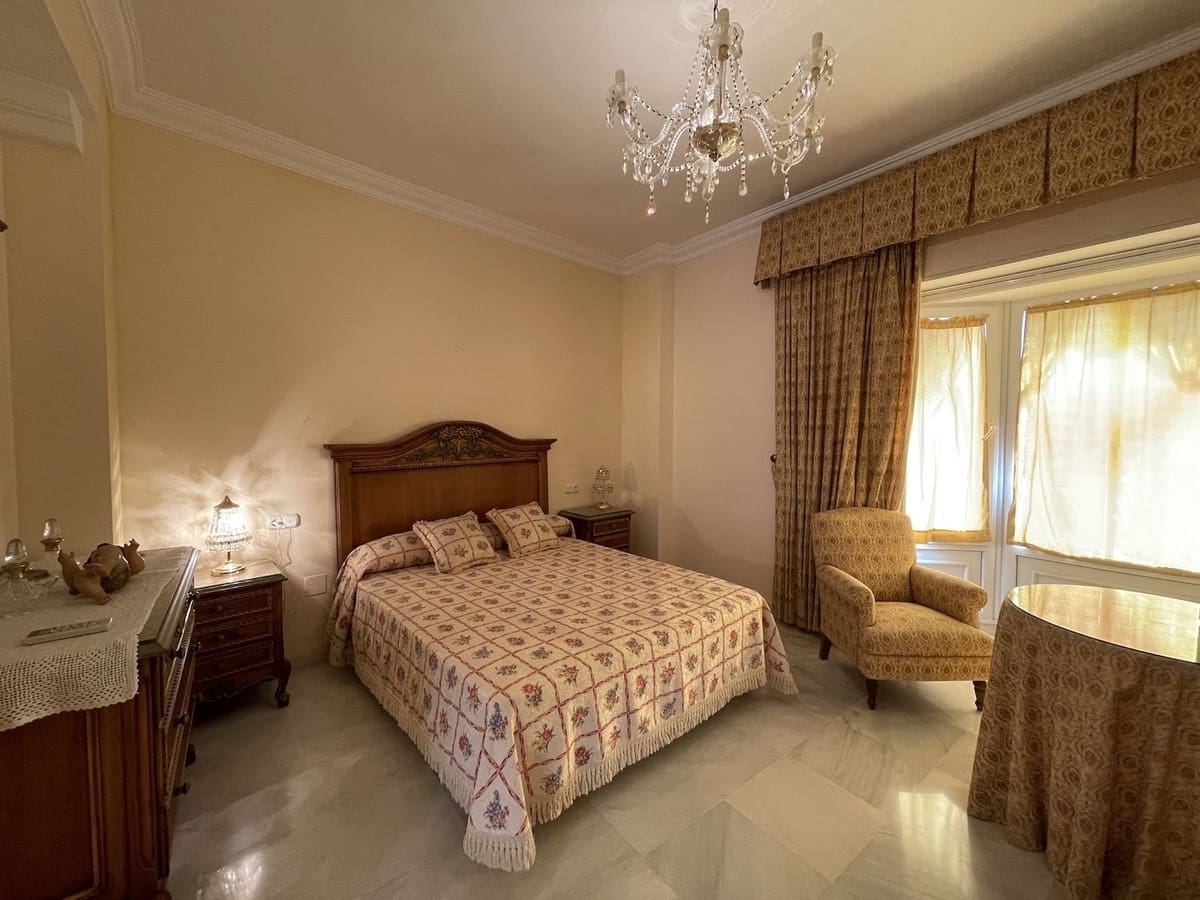 4 bedroom Townhouse for sale in Nerja - € 2,095,000 (Ref: 8458999)