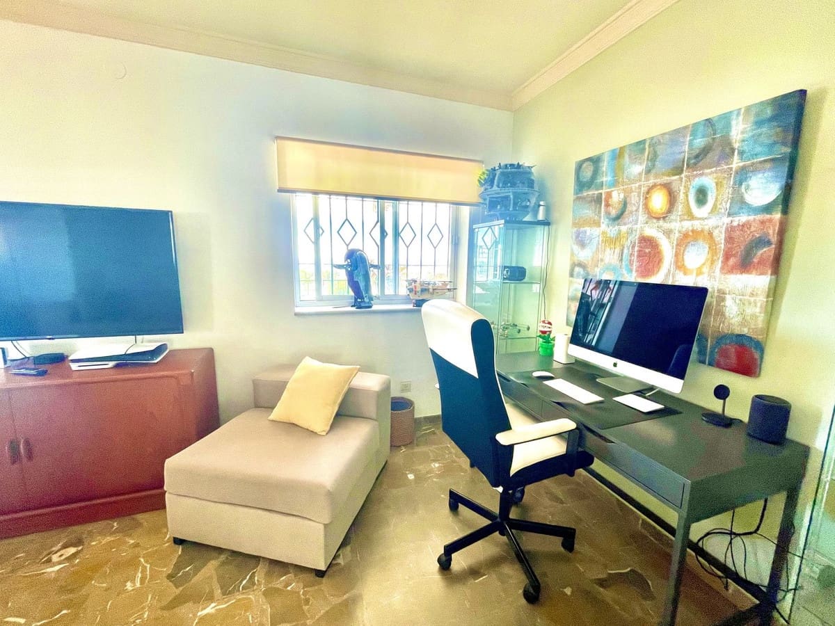 5 chambre Villa/Maison à vendre à Nerja avec garage - 789 000 € (Ref: 8572736)