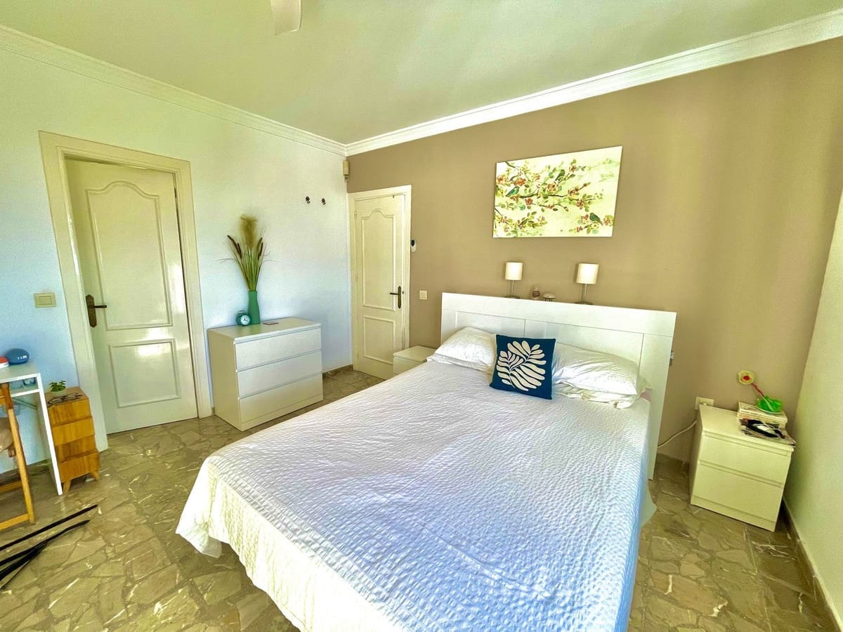 5 chambre Villa/Maison à vendre à Nerja avec garage - 789 000 € (Ref: 8572736)