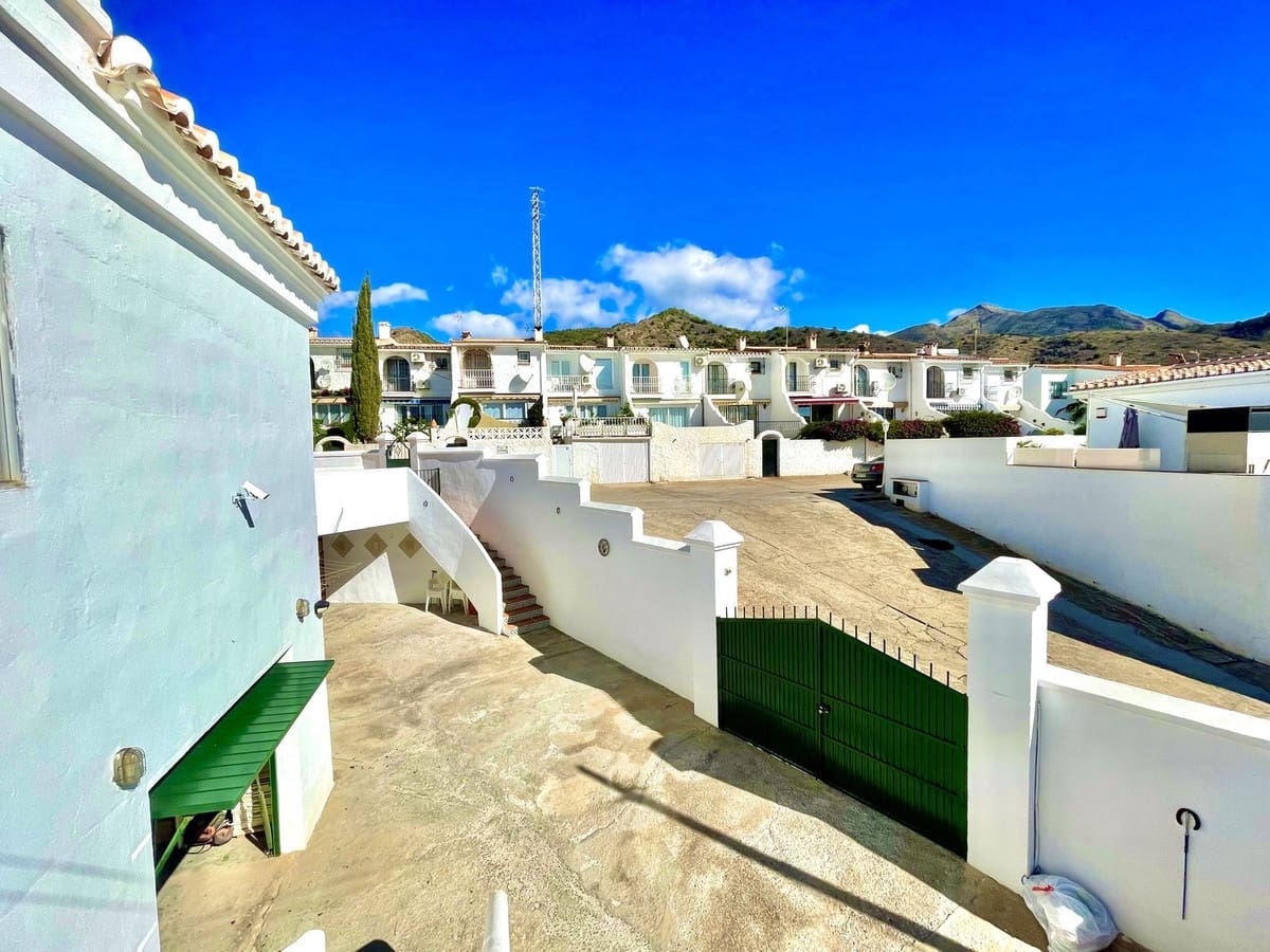 5 chambre Villa/Maison à vendre à Nerja avec garage - 789 000 € (Ref: 8572736)