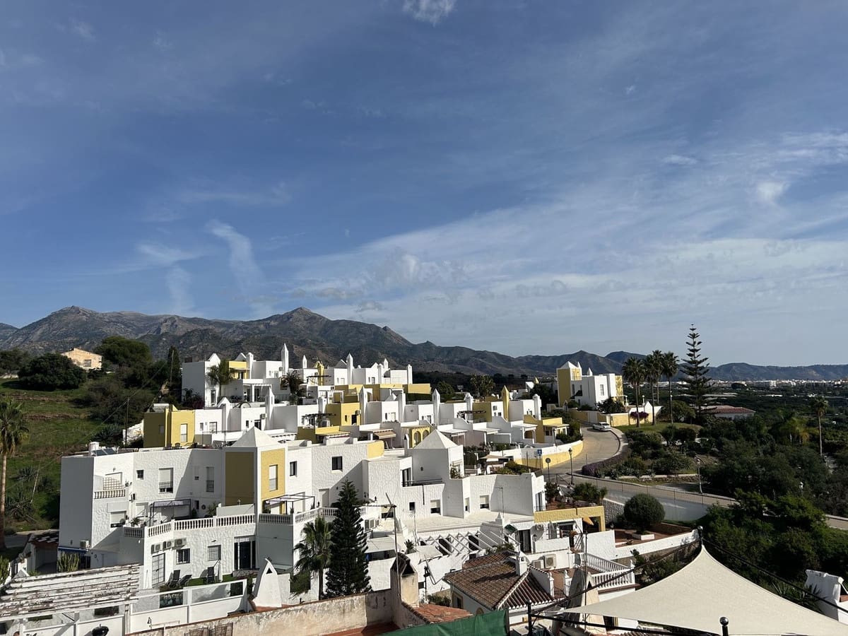 3 soveværelse Byhus til salg i Nerja med swimmingpool - € 340.000 (Ref: 8708699)