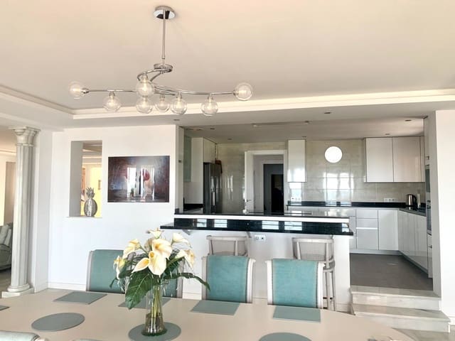 5 sovrum Villa för semesterbostäder i Calahonda, Mijas med pool garage - 6 000 € (Ref: 8726937)