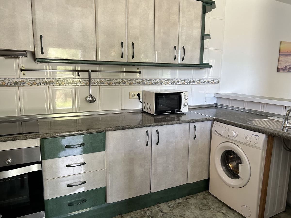 3 soverom Villa til salgs i Nerja med garasje - € 572 000 (Ref: 8771414)