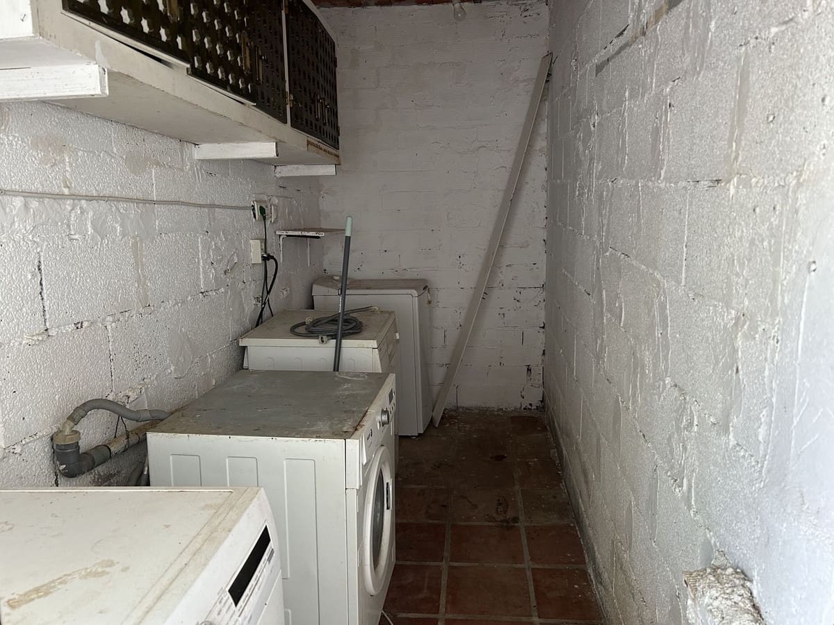 3 soverom Villa til salgs i Nerja med garasje - € 572 000 (Ref: 8771414)