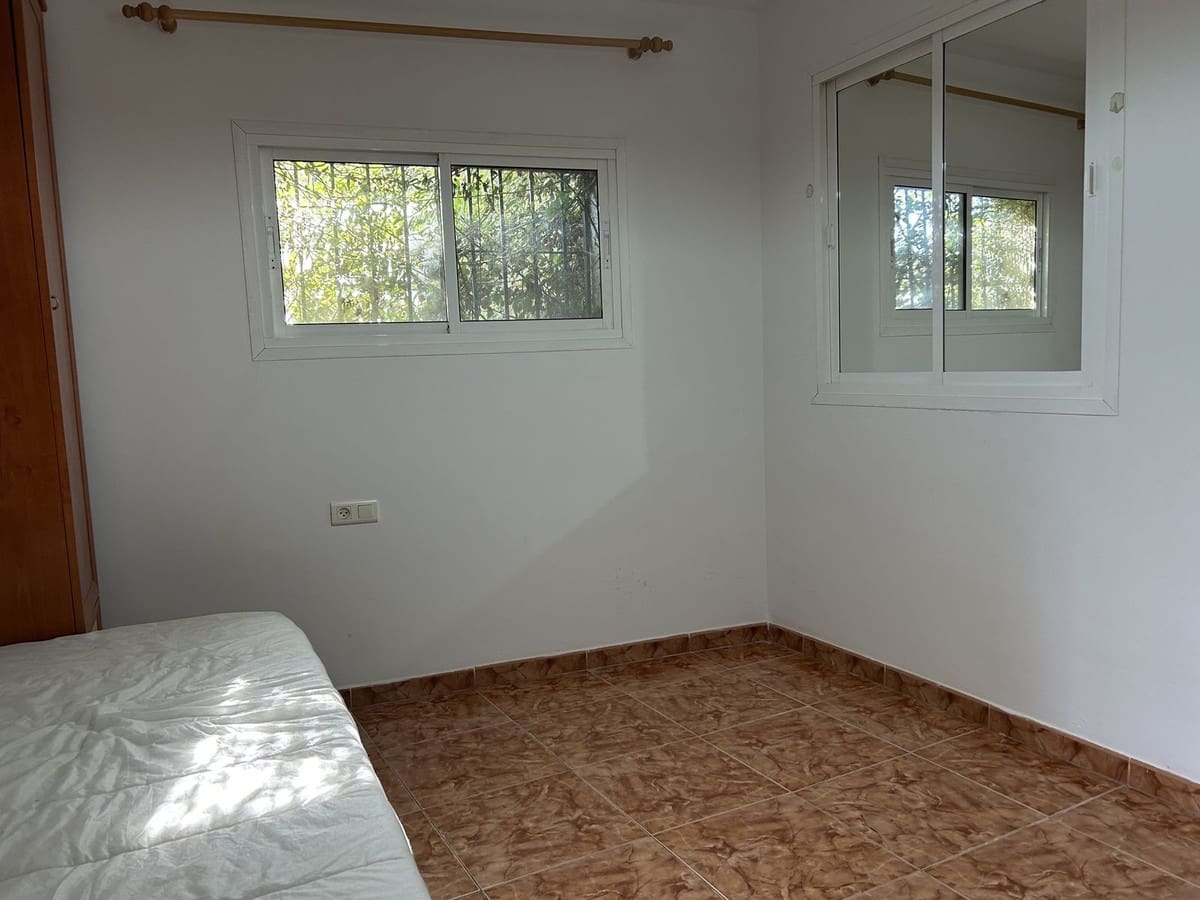 3 sovrum Villa till salu i Nerja med garage - 572 000 € (Ref: 8771414)