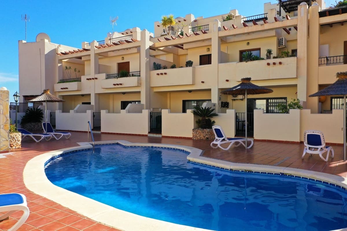 3 soveværelse Byhus til salg i Nerja med swimmingpool garage - € 499.000 (Ref: 8788225)