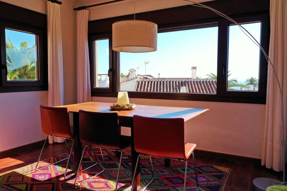 3 soverom Hus til salgs i Nerja med svømmebasseng garasje - € 499 000 (Ref: 8788225)