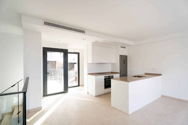 3 chambre Maison de Ville à vendre à Torrox-Costa, Torrox avec piscine garage - 550 000 € (Ref: 8788226)