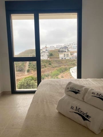 3 chambre Maison de Ville à vendre à Torrox-Costa, Torrox avec piscine garage - 550 000 € (Ref: 8788226)