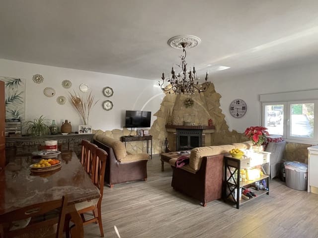 3 soverom Villa til salgs i Nerja med svømmebasseng garasje - € 650 000 (Ref: 8816506)