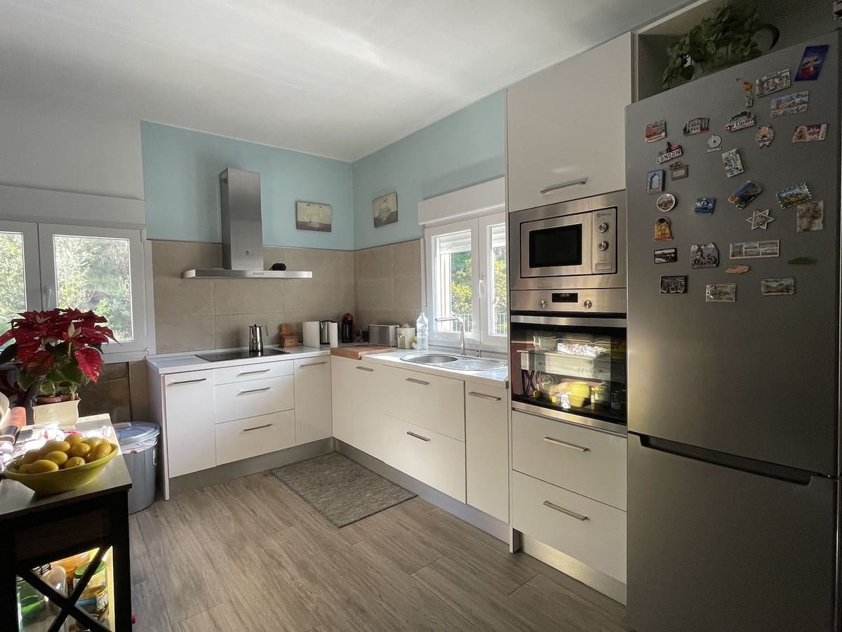 3 slaapkamer Villa te koop in Nerja met zwembad garage - € 650.000 (Ref: 8816506)