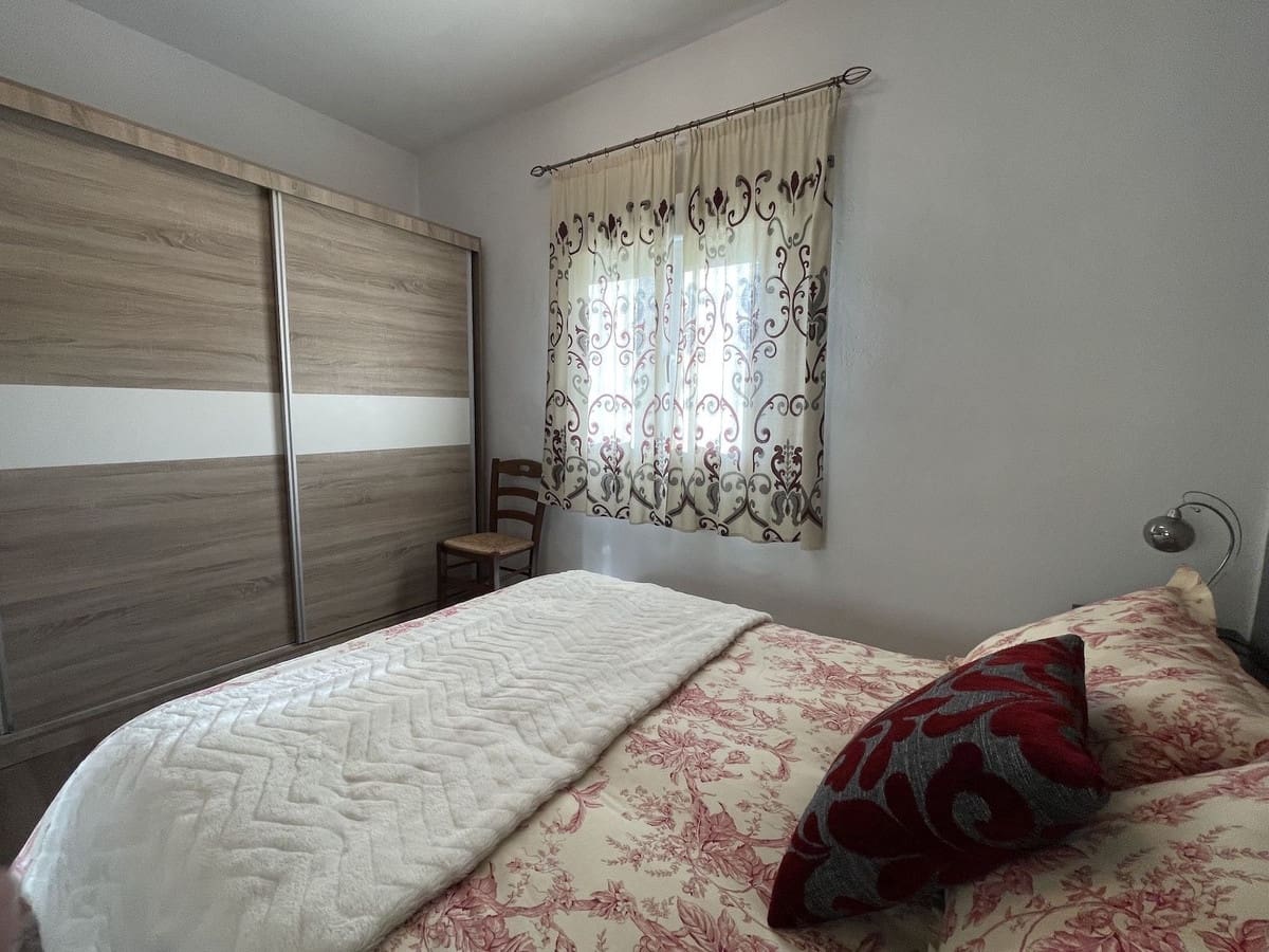 3 sypialnia Willa na sprzedaż w Nerja z basenem garażem - 650 000 € (Ref: 8816506)