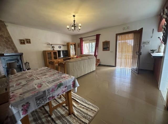 4 Zimmer Doppelhaus zu verkaufen in Nerja mit Pool - 265.000 € (Ref: 8848484)