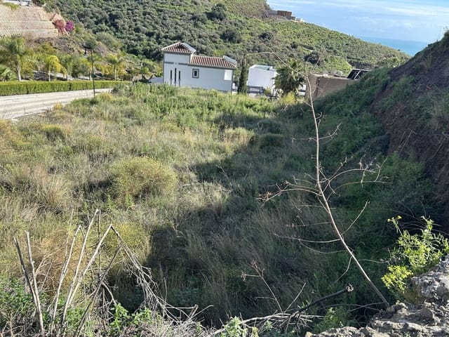 Building Plot for sale in Torrox-Costa, Torrox - € 275,000 (Ref: 8864315)