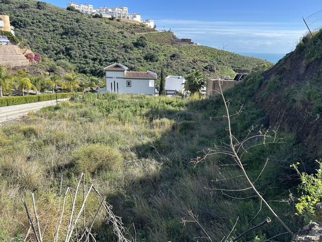 Building Plot for sale in Torrox-Costa, Torrox - € 275,000 (Ref: 8864315)