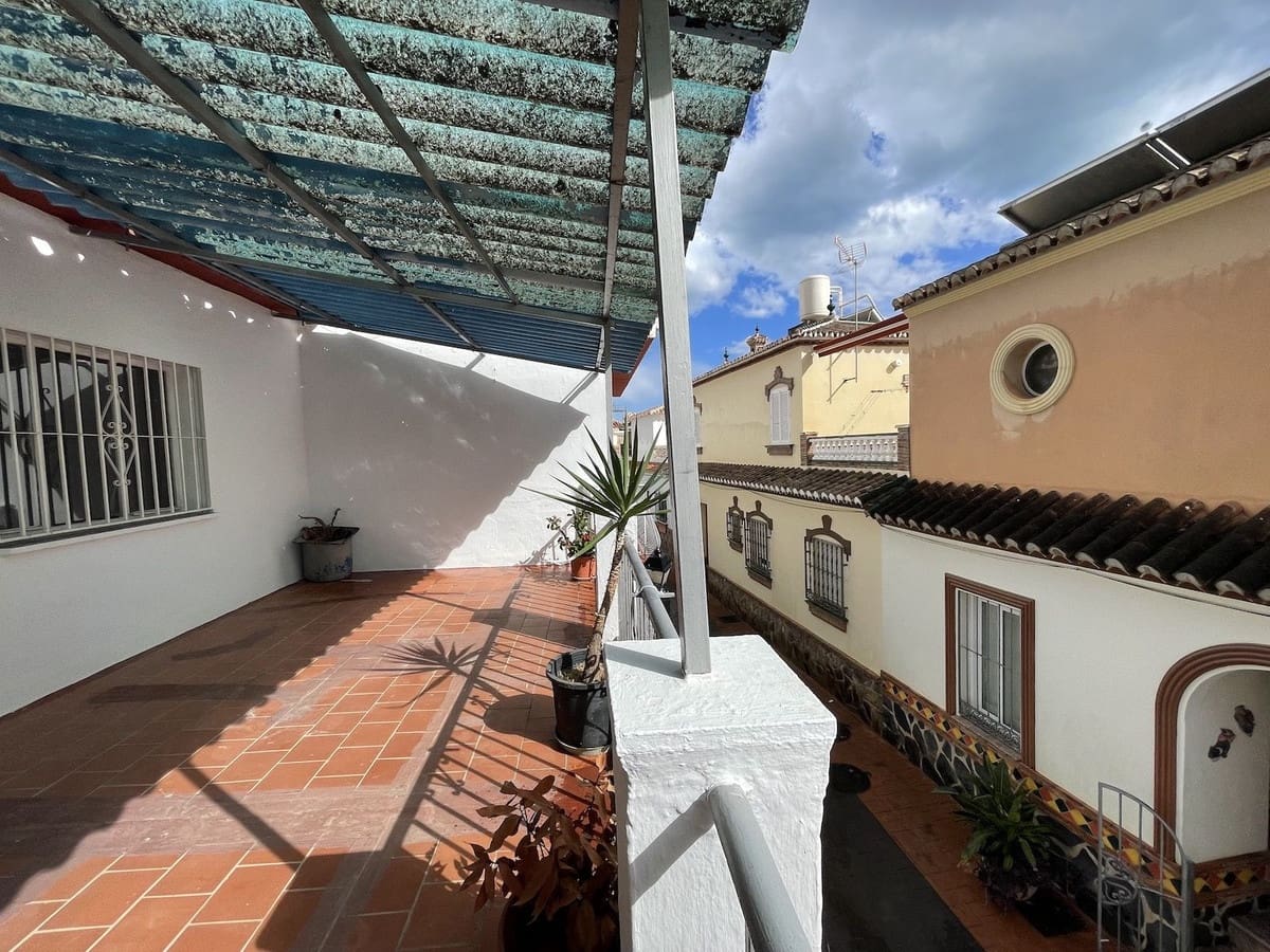 4 soveværelse Byhus til salg i Torrox - € 210.000 (Ref: 8941949)