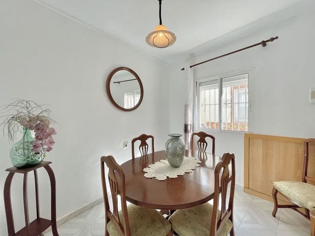 4 sypialnia Dom na sprzedaż w Torrox - 199 000 € (Ref: 8941949)