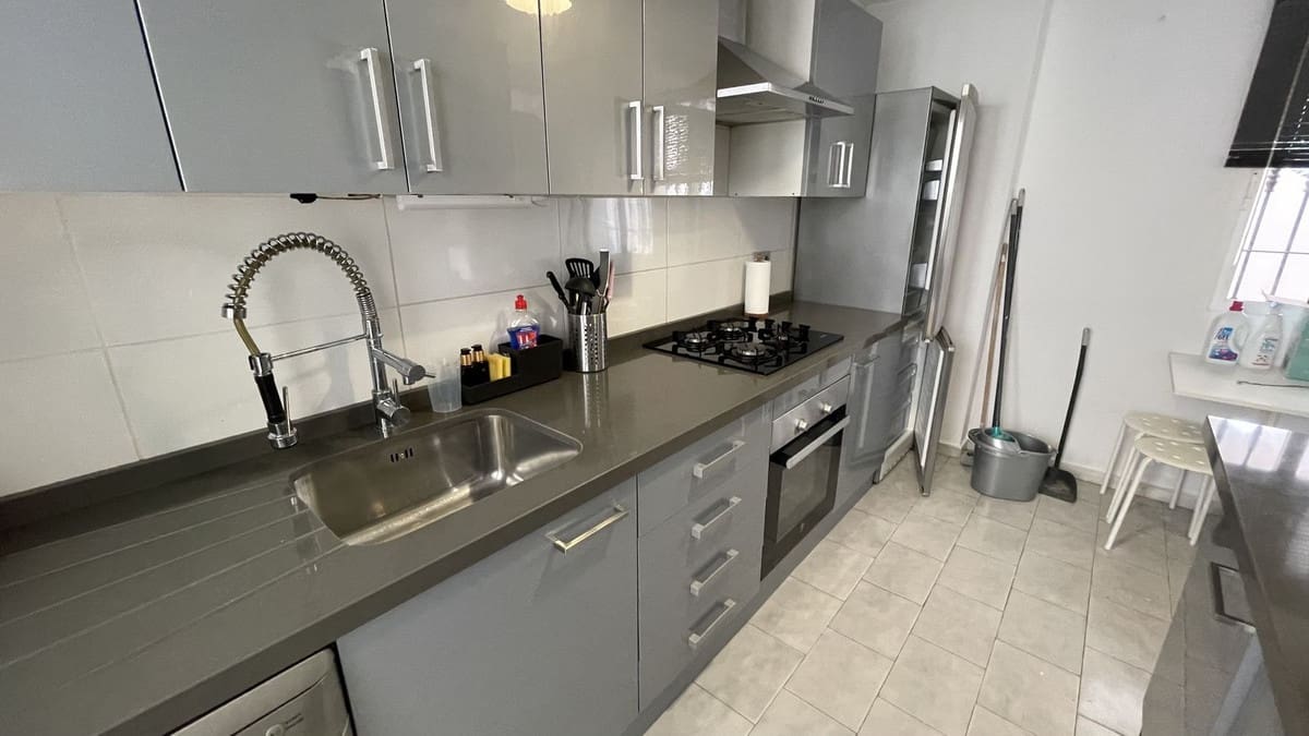 3 bedroom Apartment for holiday rental in Nueva Andalucia with pool - € 1,800 (Ref: 8997287)