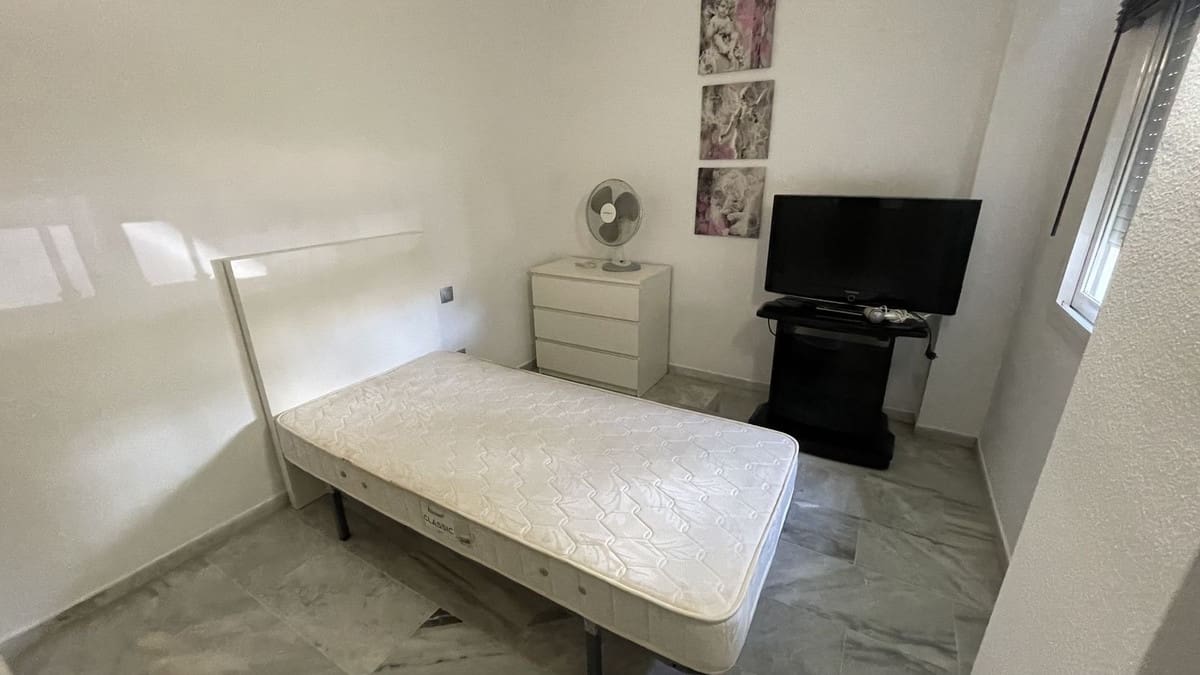 3 bedroom Apartment for holiday rental in Nueva Andalucia with pool - € 1,800 (Ref: 8997287)