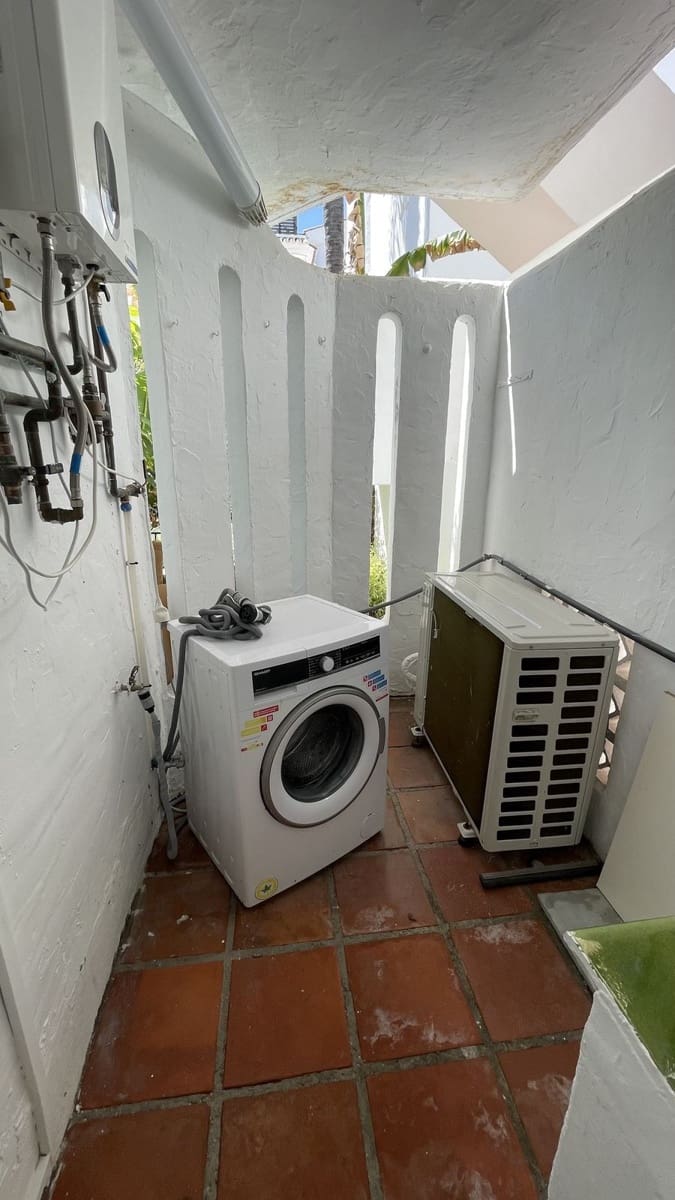 3 camera da letto Appartamento da affitare come casa vacanza in Nueva Andalucia con piscina - 1.800 € (Rif: 8997287)