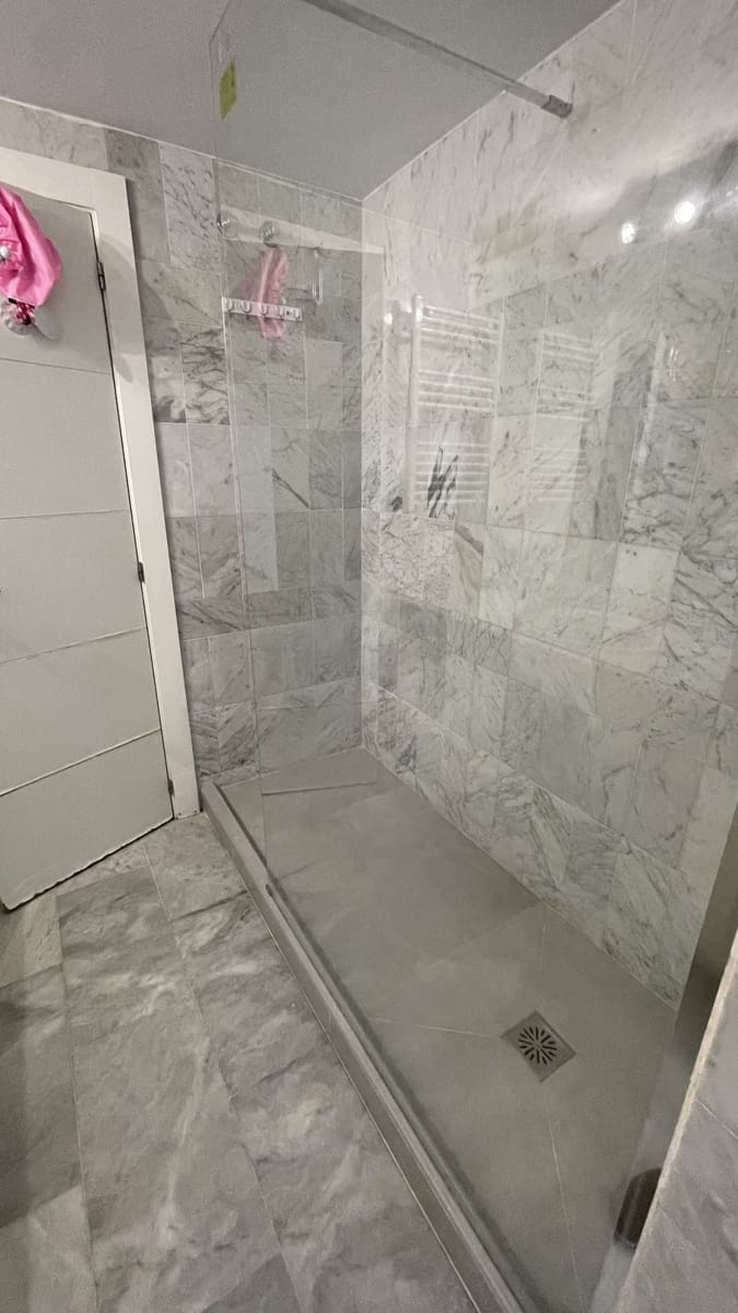 3 camera da letto Appartamento da affitare come casa vacanza in Nueva Andalucia con piscina - 1.800 € (Rif: 8997287)