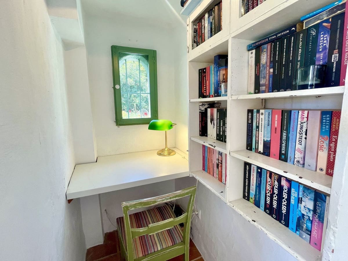 2 soveværelse Villa til salg i Competa med swimmingpool garage - € 415.000 (Ref: 9016401)