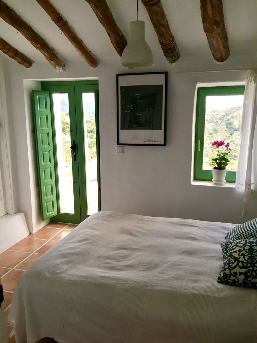2 bedroom Villa for sale in Competa with pool garage - € 415,000 (Ref: 9016401)
