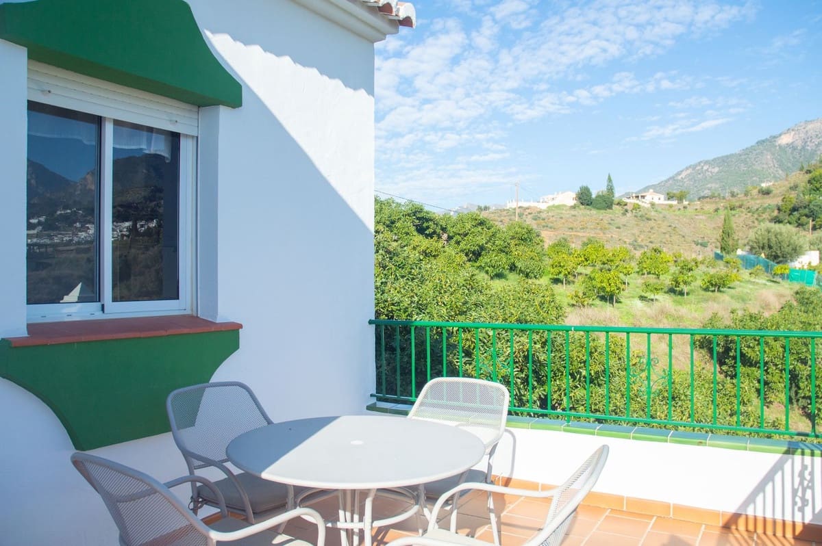 4 soverom Villa til salgs i Frigiliana med svømmebasseng garasje - € 960 000 (Ref: 9022532)