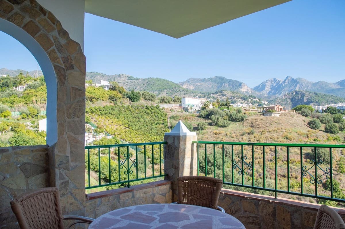 4 soverom Villa til salgs i Frigiliana med svømmebasseng garasje - € 960 000 (Ref: 9022532)