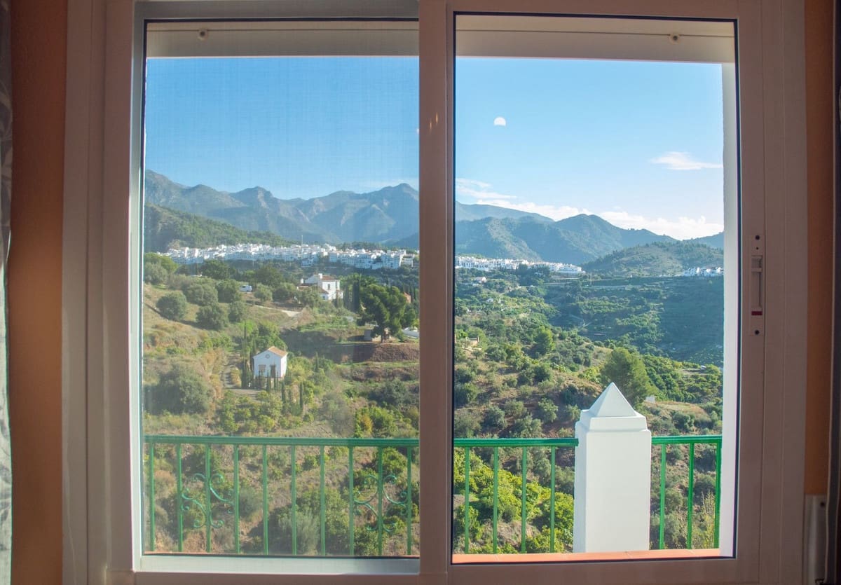 4 soverom Villa til salgs i Frigiliana med svømmebasseng garasje - € 960 000 (Ref: 9022532)