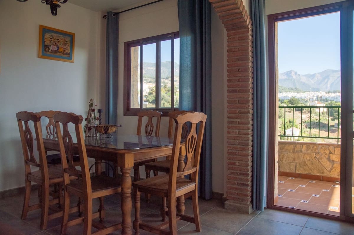 4 soverom Villa til salgs i Frigiliana med svømmebasseng garasje - € 960 000 (Ref: 9022532)