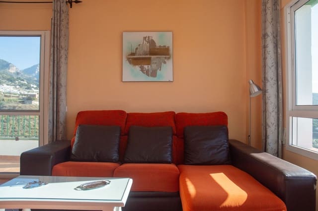 4 sypialnia Willa na sprzedaż w Frigiliana z basenem garażem - 960 000 € (Ref: 9022532)