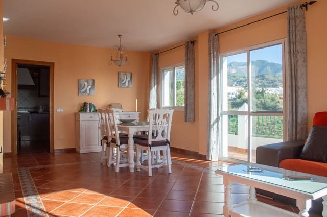 4 sypialnia Willa na sprzedaż w Frigiliana z basenem garażem - 960 000 € (Ref: 9022532)