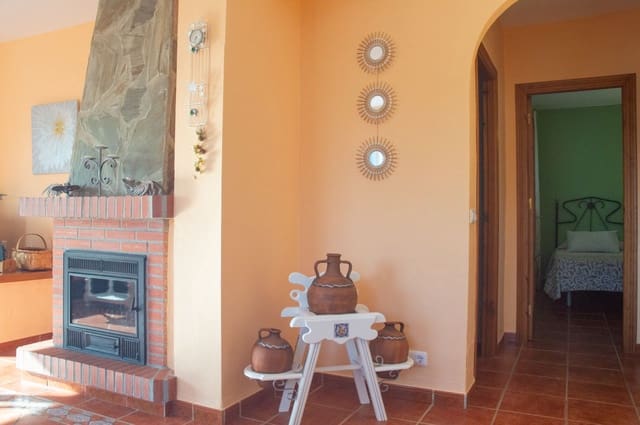 Chalet de 4 habitaciones en Frigiliana en venta con piscina garaje - 960.000 € (Ref: 9022532)