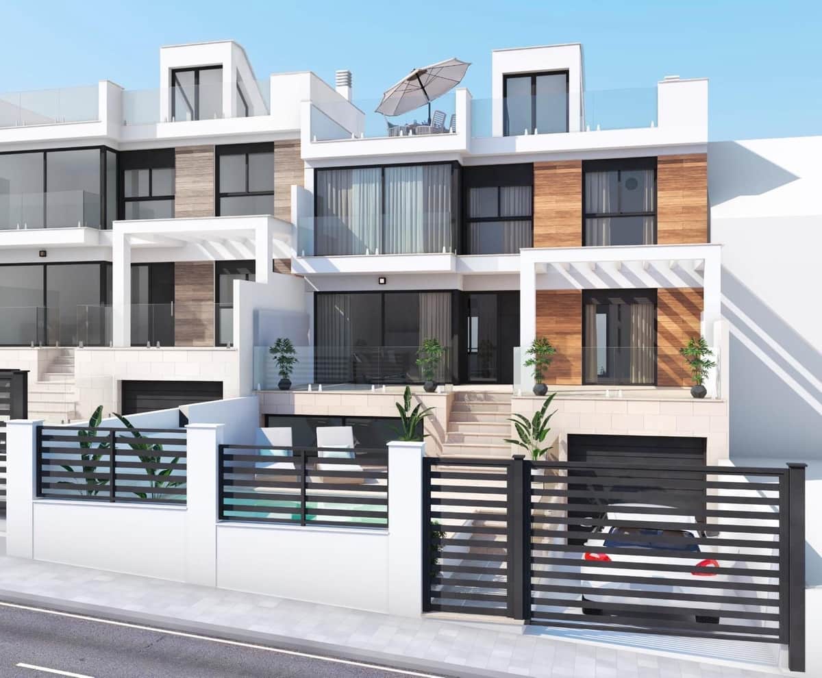 4 soveværelse Semi-Rækkehus til salg i Nerja med swimmingpool garage - € 695.000 (Ref: 9035723)