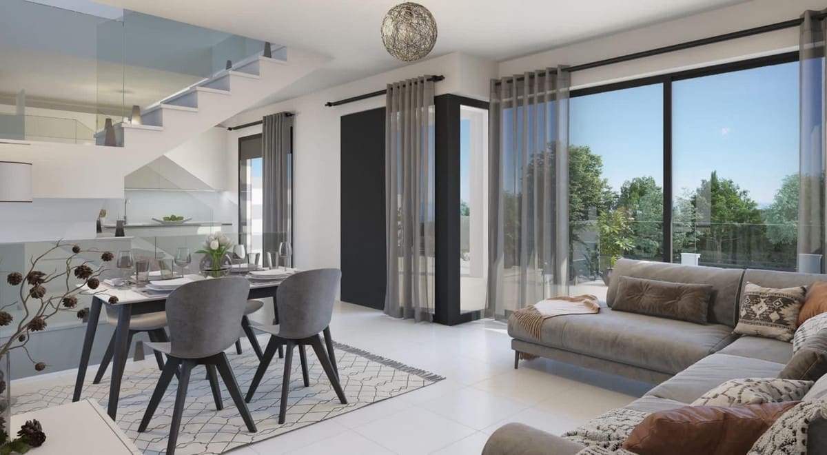 4 slaapkamer Halfvrijstaande villa te koop in Nerja met zwembad garage - € 695.000 (Ref: 9035723)