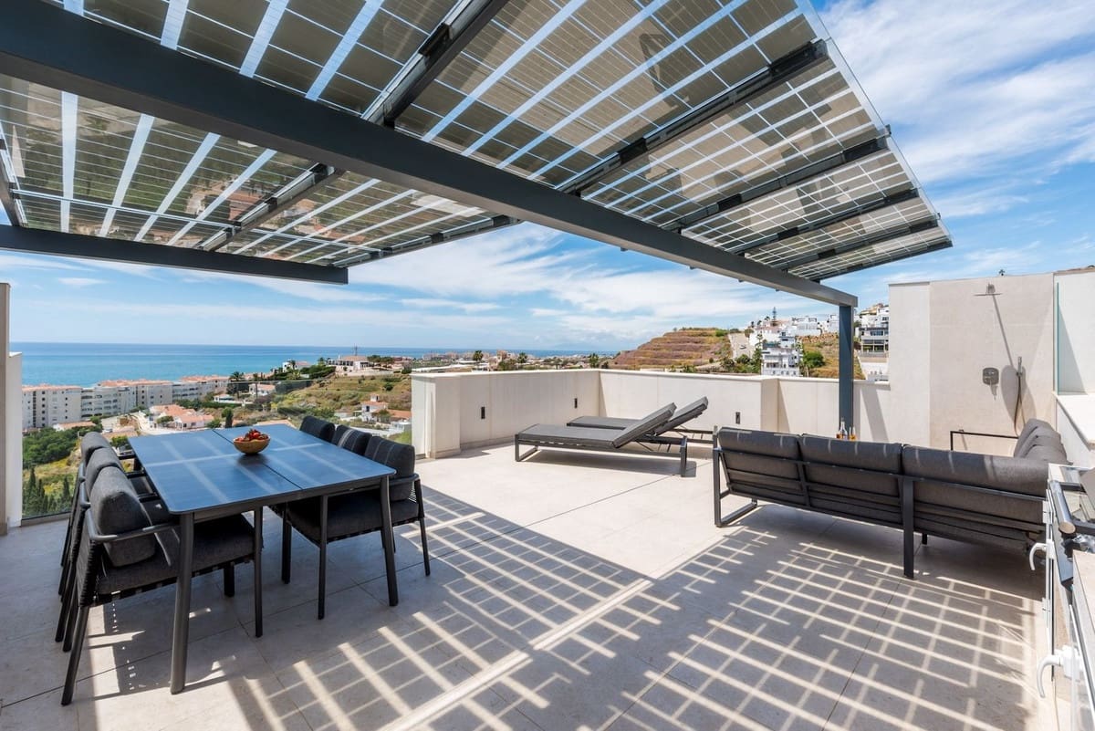 3 chambre Maison de Ville à vendre à Torrox-Costa avec piscine garage - 695 000 € (Ref: 9051812)