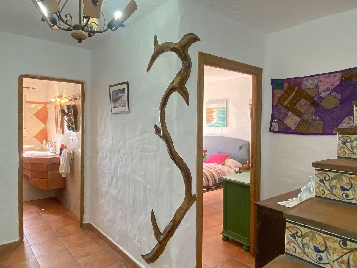 Chalet de 2 habitaciones en Frigiliana en venta con piscina garaje - 339.000 € (Ref: 9057112)
