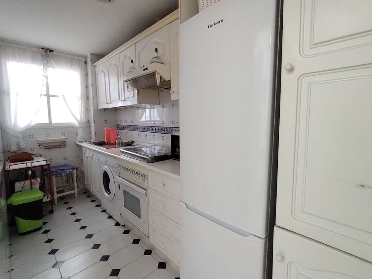 2 soveværelse Lejlighed til salg i Nerja med swimmingpool garage - € 439.000 (Ref: 9061781)