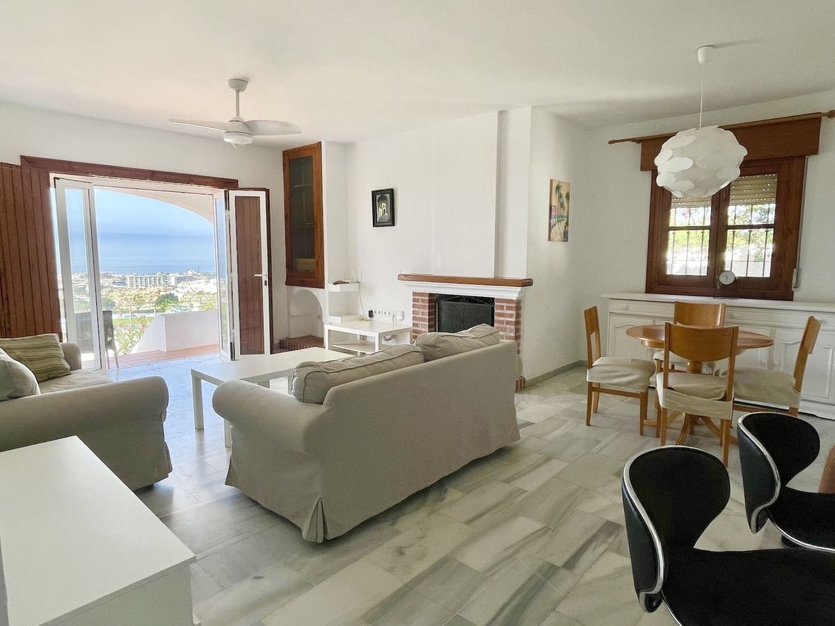 2 slaapkamer Villa te koop in Nerja met zwembad garage - € 650.000 (Ref: 9087239)