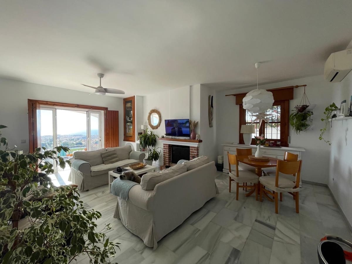 2 quarto Moradia para venda em Nerja com piscina garagem - 650 000 € (Ref: 9087239)