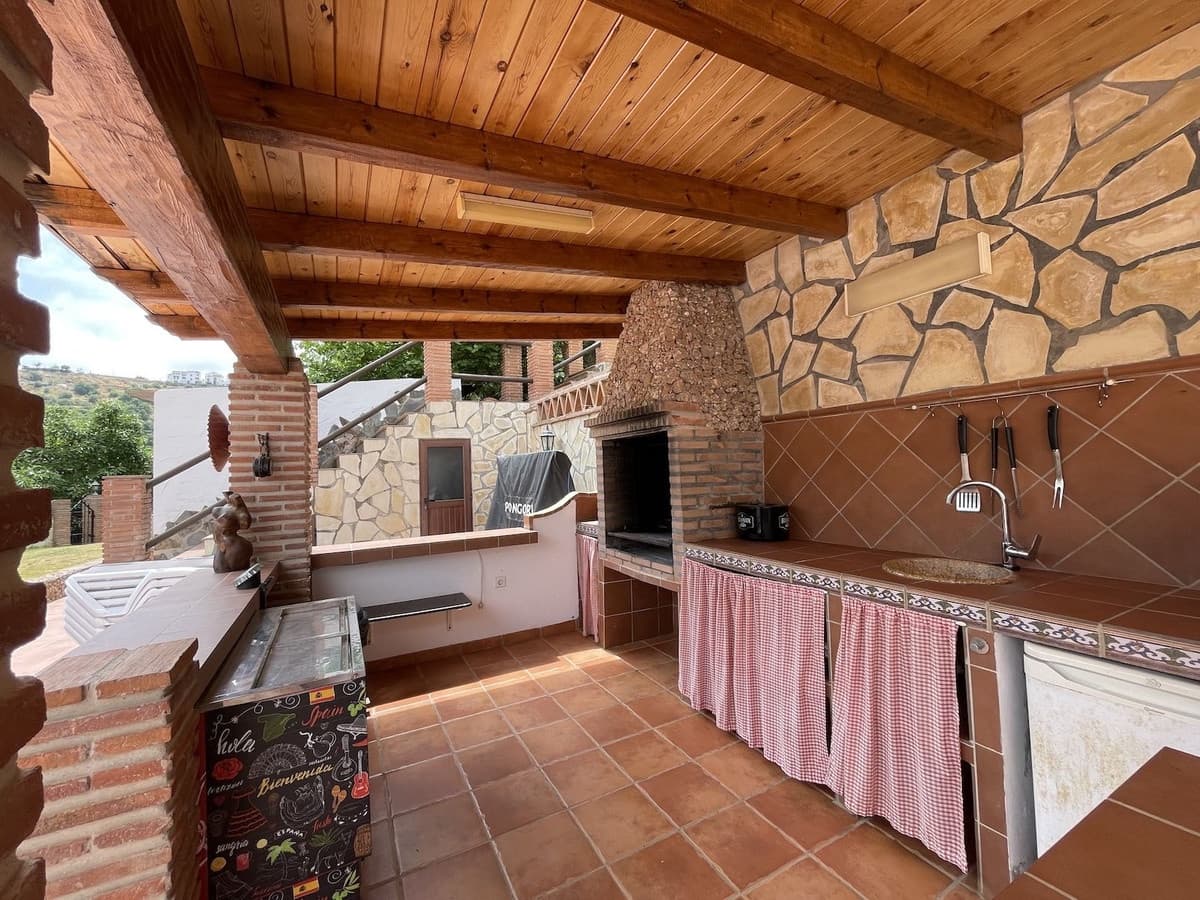 3 quarto Moradia para venda em Frigiliana com piscina garagem - 480 000 € (Ref: 9103947)